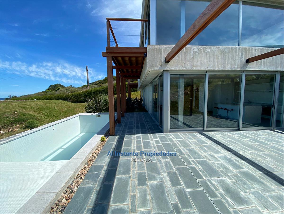 Vendo Apartamento De 3 Dormitorios En Punta Ballena