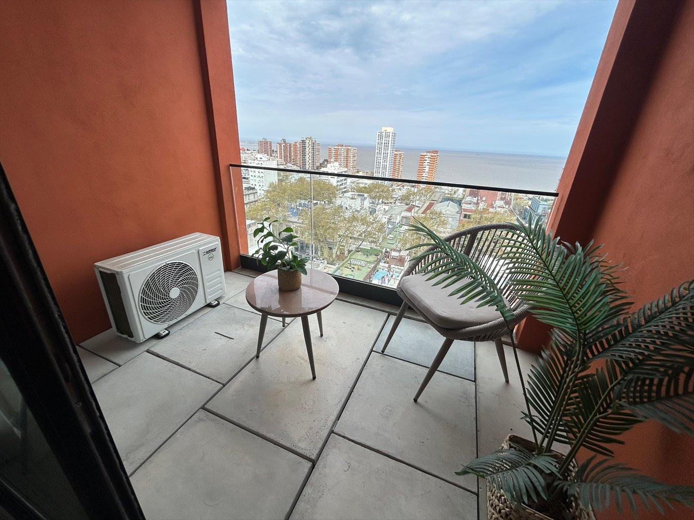 Venta Apartamento Centro A Estrenar, 2 Dormitorios, Garage, Terraza