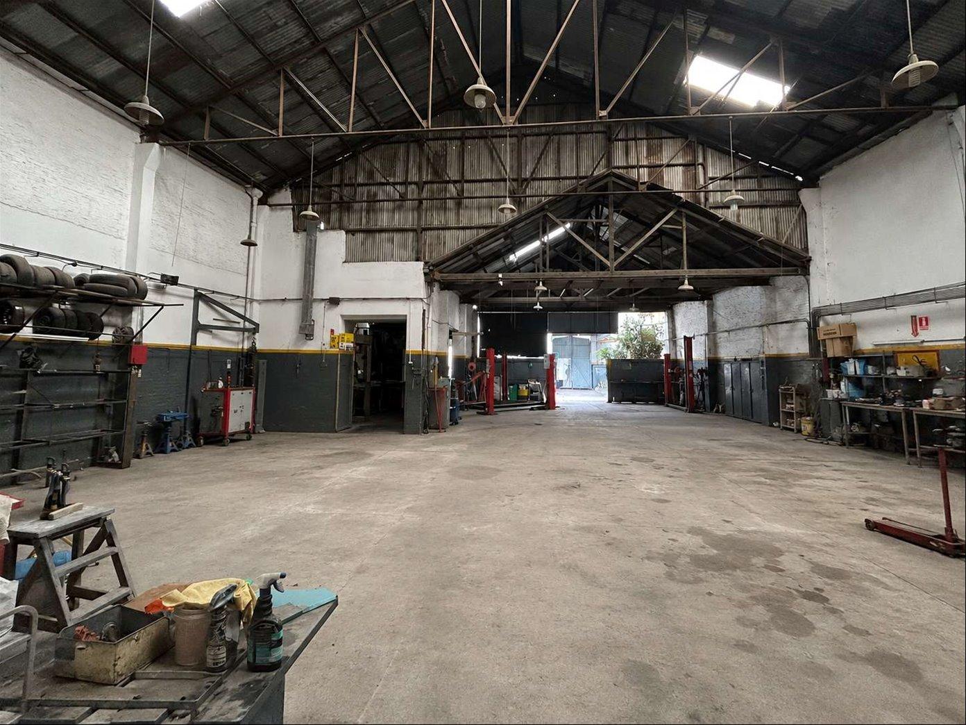 Venta Local Comercial- Industrial O Deposito Villa Muñoz